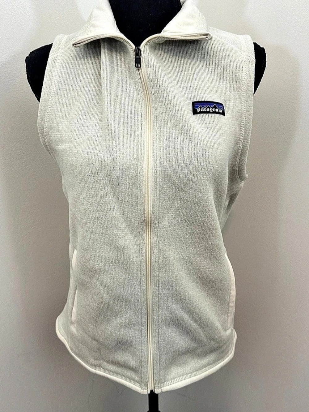 Patagonia Better Sweater Vest Women's Fleece Vest in White/Cream Size Medium